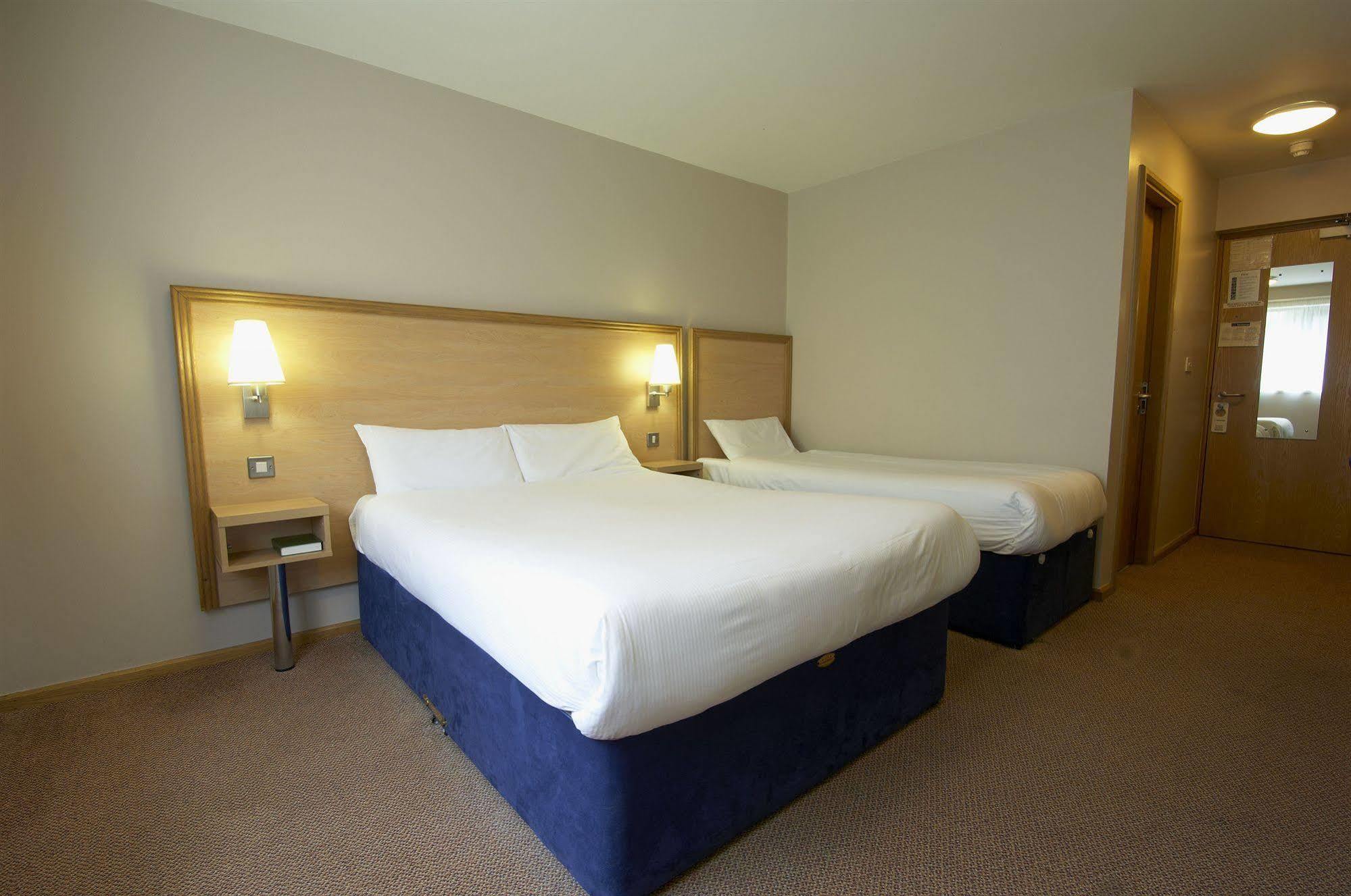 Travelodge Dublin Airport North 'Swords' Eksteriør bilde